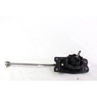 MANUAL GEAR LEVER MECHANISM OEM N. 8K0711055K SPARE PART USED CAR AUDI A4 B8 8K2 BER/SW/CABRIO (2007 - 11/2015)  DISPLACEMENT DIESEL 2 YEAR OF CONSTRUCTION 2015