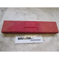 WARNING TRIANGLE/FIRST AID KIT/-CUSHION OEM N. 7711059000 ORIGINAL PART ESED RENAULT ESPACE / GRAND ESPACE (05/2003 - 08/2006) DIESEL 30  YEAR OF CONSTRUCTION 2004
