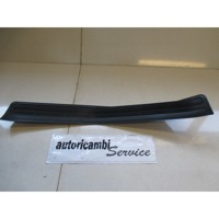 TRIM PANEL LEG ROOM OEM N. 8196132 ORIGINAL PART ESED BMW SERIE 3 E46 BER/SW/COUPE/CABRIO LCI RESTYLING (10/2001 - 2005) DIESEL 20  YEAR OF CONSTRUCTION 2002