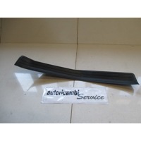 TRIM PANEL LEG ROOM OEM N. 8196131 ORIGINAL PART ESED BMW SERIE 3 E46 BER/SW/COUPE/CABRIO LCI RESTYLING (10/2001 - 2005) DIESEL 20  YEAR OF CONSTRUCTION 2002