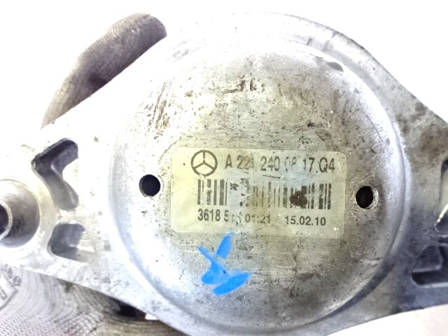 ENGINE SUPPORT OEM N. A2212400817 ORIGINAL PART ESED MERCEDES CLASSE S W221 (2005 - 2013)BENZINA 55  YEAR OF CONSTRUCTION 2008