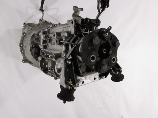 MANUAL TRANSMISSION OEM N. 1069401052 ORIGINAL PART ESED BMW SERIE 3 E46 BER/SW/COUPE/CABRIO LCI RESTYLING (10/2001 - 2005) DIESEL 20  YEAR OF CONSTRUCTION 2004