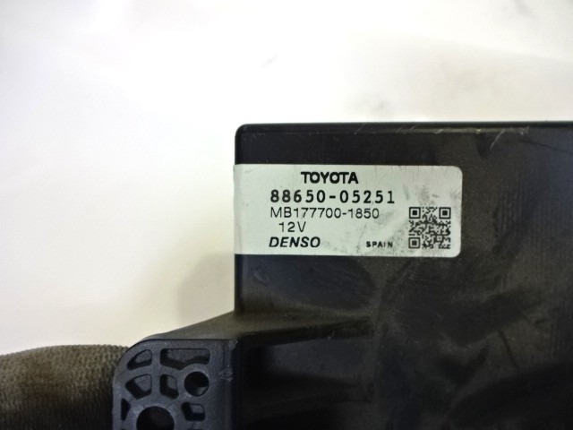 AIR CONDITIONING CONTROL OEM N. 88650-05251 MB177700-1850 ORIGINAL PART ESED TOYOTA AVENSIS BER/SW (2009 - 2015)DIESEL 22  YEAR OF CONSTRUCTION 2011