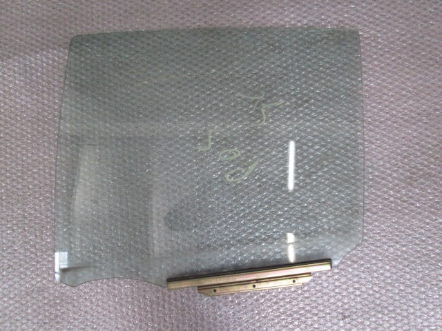 DOOR WINDOW, TINTED GLASS, REAR LEFT OEM N. 6,8114e+15 SPARE PART USED CAR TOYOTA YARIS (2003-2005) DISPLACEMENT 14 DIESEL YEAR OF CONSTRUCTION 2003