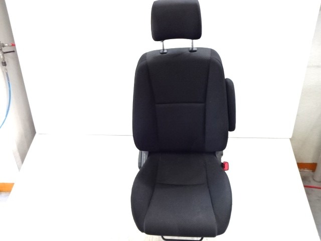 SEAT FRONT PASSENGER SIDE RIGHT / AIRBAG OEM N. 18039 SEDILE ANTERIORE DESTRO TESSUTO ORIGINAL PART ESED TOYOTA COROLLA VERSO (2004 - 2009) BENZINA 16  YEAR OF CONSTRUCTION 2005