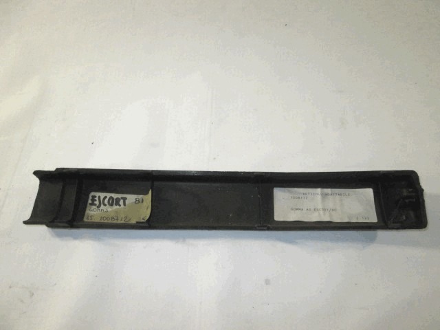PROTECTIVE RUBBER STRIP, FRONT OEM N. 851008712 ORIGINAL PART ESED FORD ESCORT (1980 - 1986)BENZINA 13  YEAR OF CONSTRUCTION 1980