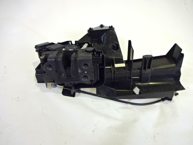 CENTRAL LOCKING OF THE RIGHT FRONT DOOR OEM N. 3M5AR21812AK ORIGINAL PART ESED FORD FOCUS BER/SW (2005 - 2008) DIESEL 16  YEAR OF CONSTRUCTION 2006
