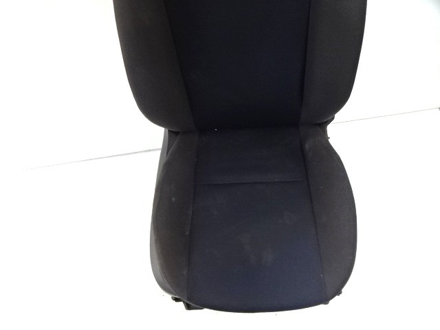 SEAT FRONT PASSENGER SIDE RIGHT / AIRBAG OEM N. 18519 SEDILE ANTERIORE DESTRO TESSUTO ORIGINAL PART ESED FORD FOCUS BER/SW (2005 - 2008) DIESEL 16  YEAR OF CONSTRUCTION 2006