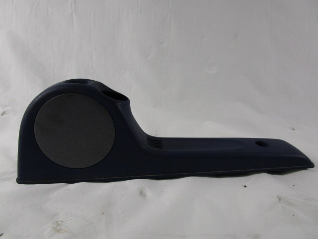 TUNNEL OBJECT HOLDER WITHOUT ARMREST OEM N. 0001852V008 ORIGINAL PART ESED SMART CITY-COUPE/FORTWO/CABRIO W450 (1998 - 2007) BENZINA 6  YEAR OF CONSTRUCTION 2000