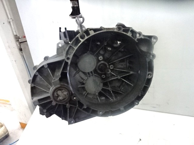 MANUAL TRANSMISSION OEM N. 17906 Cambio meccanico ORIGINAL PART ESED VOLVO V50 (2004 - 05/2007) DIESEL 20  YEAR OF CONSTRUCTION 2006