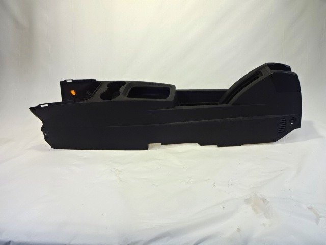 TUNNEL OBJECT HOLDER WITHOUT ARMREST OEM N. 13119172 ORIGINAL PART ESED OPEL MERIVA A (2003 - 2006) BENZINA 16  YEAR OF CONSTRUCTION 2003