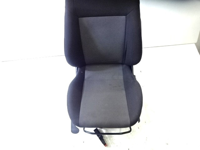 SEAT FRONT DRIVER SIDE LEFT . OEM N. 17204 122 SEDILE ANTERIORE SINISTRO TESSUTO ORIGINAL PART ESED OPEL MERIVA A (2003 - 2006) BENZINA 16  YEAR OF CONSTRUCTION 2003