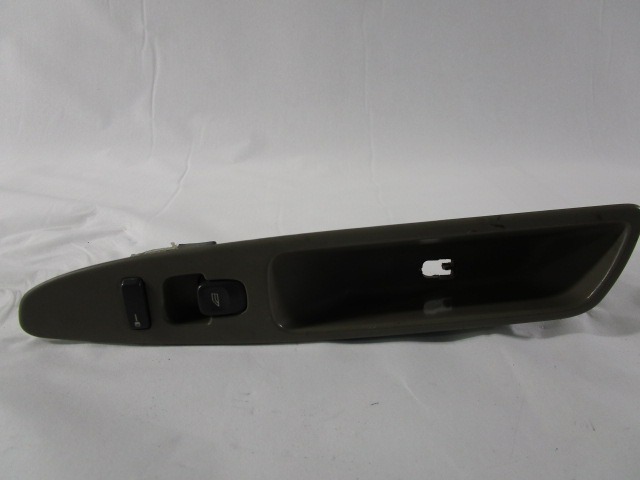 PUSH-BUTTON PANEL FRONT RIGHT OEM N. 30889755 ORIGINAL PART ESED VOLVO S40 / V40 (1996 - 2004)DIESEL 19  YEAR OF CONSTRUCTION 2002
