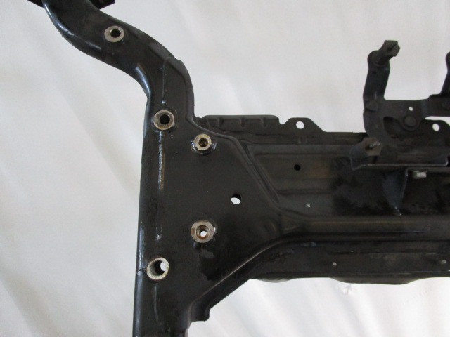 FRONT AXLE  OEM N. 31106763721 ORIGINAL PART ESED MINI COOPER / ONE R50 (2001-2006) BENZINA 16  YEAR OF CONSTRUCTION 2002
