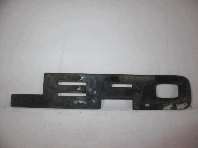 FRONT EMBLEM OEM N.  ORIGINAL PART ESED OPEL CORSA A (1982 - 1993)BENZINA 13  YEAR OF CONSTRUCTION 1982