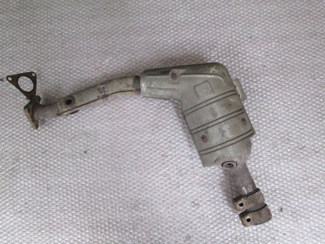CATALYTIC CONVERTER / FRONT SILENCER OEM N. 9,96113422e+11 SPARE PART USED CAR PORSCHE BOXTER (1996 - 2009) DISPLACEMENT 32 BENZINA YEAR OF CONSTRUCTION 2001