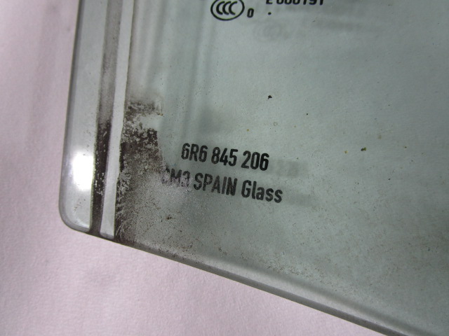 DOOR WINDOW, TINTED GLASS, REAR RIGHT OEM N. 6R6845206 ORIGINAL PART ESED VOLKSWAGEN POLO (06/2009 - 02/2014) DIESEL 16  YEAR OF CONSTRUCTION 2011