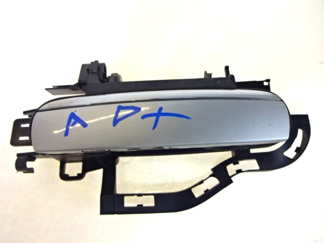 RIGHT FRONT DOOR HANDLE OEM N. 4F0837208 ORIGINAL PART ESED AUDI A6 C6 4F2 4FH 4F5 BER/SW/ALLROAD (07/2004 - 10/2008) DIESEL 30  YEAR OF CONSTRUCTION 2004