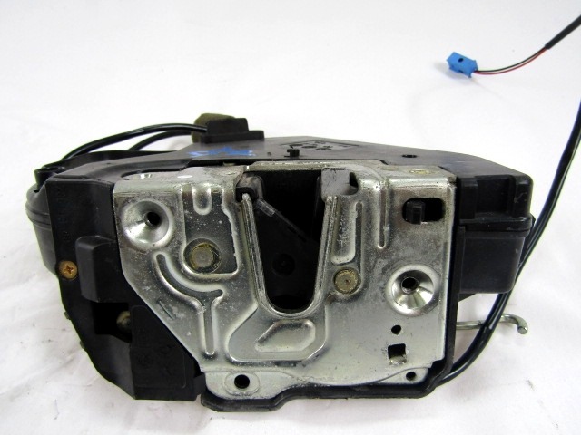 CENTRAL REAR RIGHT DOOR LOCKING OEM N. A2117300635 ORIGINAL PART ESED MERCEDES CLASSE E W211 BER/SW (06/2006 - 2009)DIESEL 30  YEAR OF CONSTRUCTION 2006
