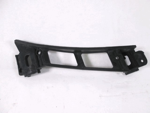 MOUNTING PARTS BUMPER, REAR OEM N. 82412380 ORIGINAL PART ESED FIAT CROMA (1985 - 1996)BENZINA 20  YEAR OF CONSTRUCTION 1985