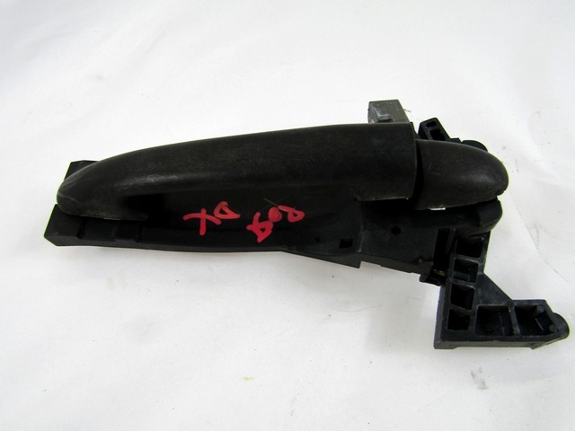 RIGHT REAR DOOR HANDLE OEM N. A1687660001 ORIGINAL PART ESED MERCEDES CLASSE A W168 V168 RESTYLING (2001 - 2005) DIESEL 17  YEAR OF CONSTRUCTION 2002