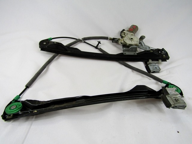 FRONT DOOR WINDSCREEN MOTOR OEM N. 1331841 1060724 ORIGINAL PART ESED FORD FOCUS  BER/SW (2001-2005) DIESEL 18  YEAR OF CONSTRUCTION 2003