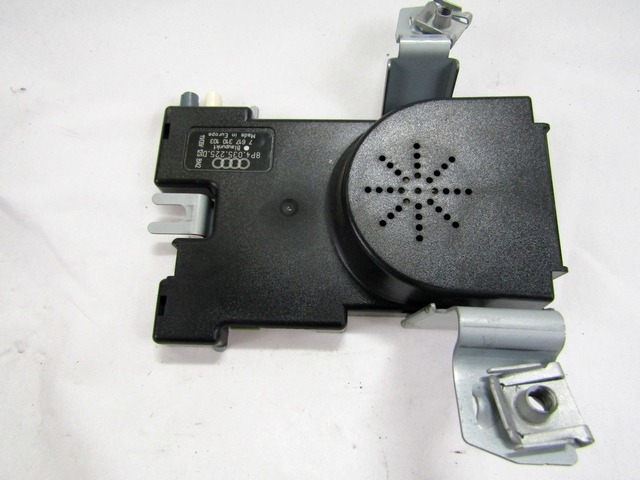 AMPLIFICATORE / CENTRALINA ANTENNA OEM N. 8P4035225D ORIGINAL PART ESED AUDI A3 8P 8PA 8P1 RESTYLING (2008 - 2012)DIESEL 19  YEAR OF CONSTRUCTION 2009