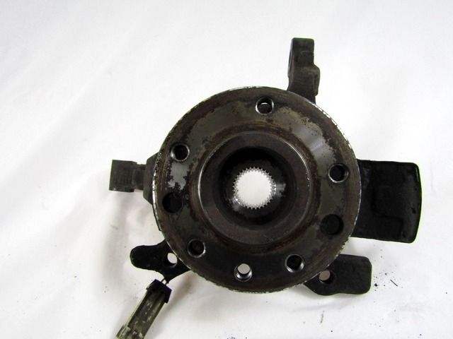 CARRIER, RIGHT FRONT / WHEEL HUB WITH BEARING, FRONT OEM N. 24443540 9117622 ORIGINAL PART ESED OPEL ZAFIRA A (1999 - 2004) DIESEL 20  YEAR OF CONSTRUCTION 2003