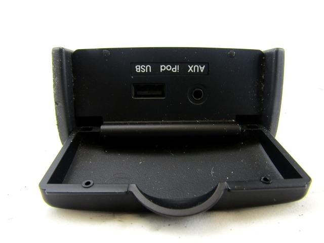 USB / AUX PORT OEM N. 84619-1F000 ORIGINAL PART ESED KIA SPORTAGE (2004 - 2010)BENZINA/GPL 20  YEAR OF CONSTRUCTION 2009