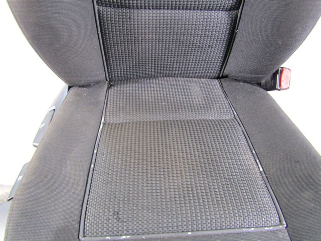 SEAT FRONT PASSENGER SIDE RIGHT / AIRBAG OEM N. 17282 SEDILE ANTERIORE DESTRO TESSUTO ORIGINAL PART ESED BMW SERIE 3 E46 BER/SW/COUPE/CABRIO LCI RESTYLING (10/2001 - 2005) DIESEL 20  YEAR OF CONSTRUCTION 2004