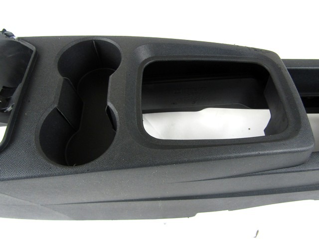 TUNNEL OBJECT HOLDER WITHOUT ARMREST OEM N. 13120771 ORIGINAL PART ESED OPEL MERIVA A (2003 - 2006) DIESEL 17  YEAR OF CONSTRUCTION 2005