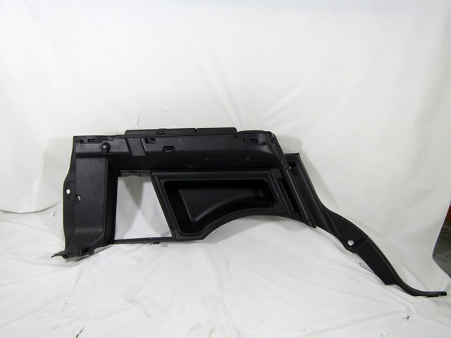 TRUNK TRIM OEM N. LR017975 ORIGINAL PART ESED LAND ROVER DISCOVERY 3 (2004 - 2009)DIESEL 27  YEAR OF CONSTRUCTION 2007