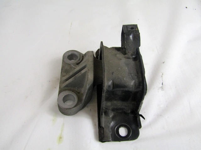 ENGINE SUPPORT OEM N. 13130745 ORIGINAL PART ESED OPEL CORSA D (02/2011 - 2014) BENZINA 12  YEAR OF CONSTRUCTION 2012