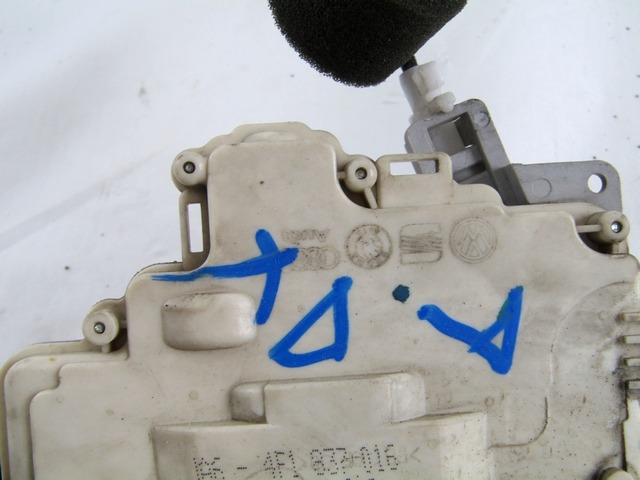 CENTRAL LOCKING OF THE RIGHT FRONT DOOR OEM N. 4F1837016 ORIGINAL PART ESED AUDI A6 C6 4F2 4FH 4F5 BER/SW/ALLROAD (07/2004 - 10/2008) DIESEL 30  YEAR OF CONSTRUCTION 2007