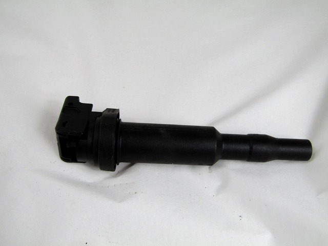 IGNITION COIL OEM N. 221504470 ORIGINAL PART ESED CITROEN DS3 (2009 - 2014) BENZINA 16  YEAR OF CONSTRUCTION 2011