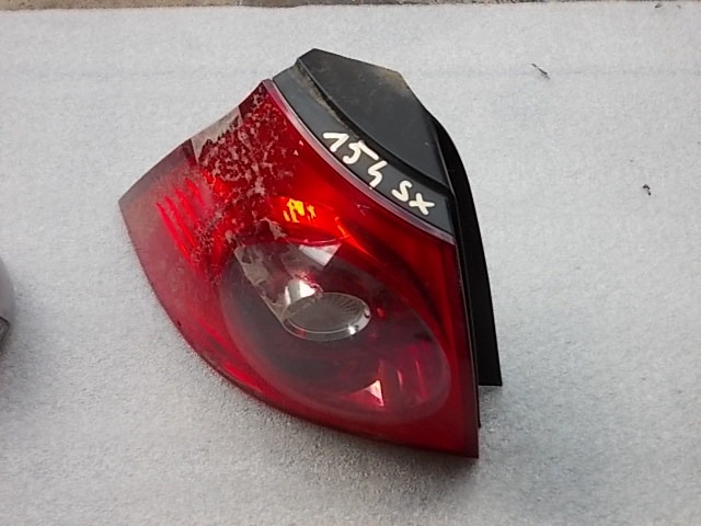 TAIL LIGHT, LEFT OEM N. 1K6945095AA SPARE PART USED CAR VOLKSWAGEN GOLF MK5 BER/SW (02/2004-11/2008) DISPLACEMENT 16 BENZINA YEAR OF CONSTRUCTION 2004