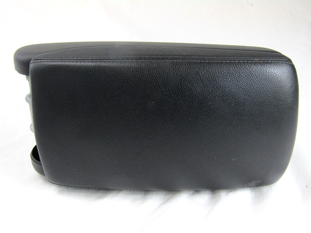 ARMREST, CENTRE CONSOLE OEM N. 4F0864245S17C 4F0864114 ORIGINAL PART ESED AUDI A6 C6 4F2 4FH 4F5 RESTYLING BER/SW/ALLROAD (10/2008 - 2011) DIESEL 30  YEAR OF CONSTRUCTION 2010