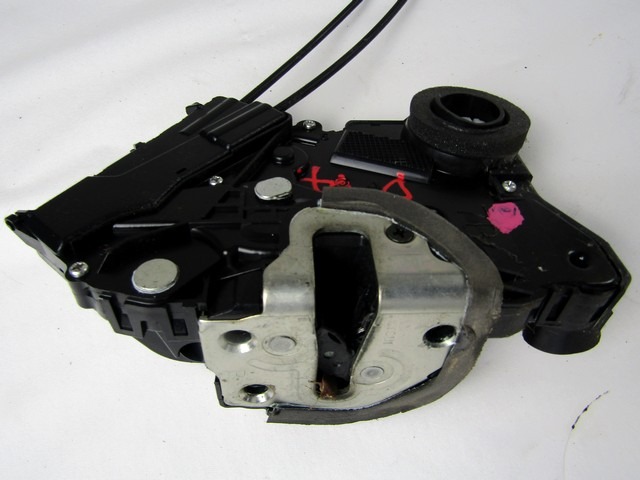 CENTRAL LOCKING OF THE RIGHT FRONT DOOR OEM N. 693100D070 ORIGINAL PART ESED TOYOTA YARIS (01/2006 - 2009) BENZINA 13  YEAR OF CONSTRUCTION 2006