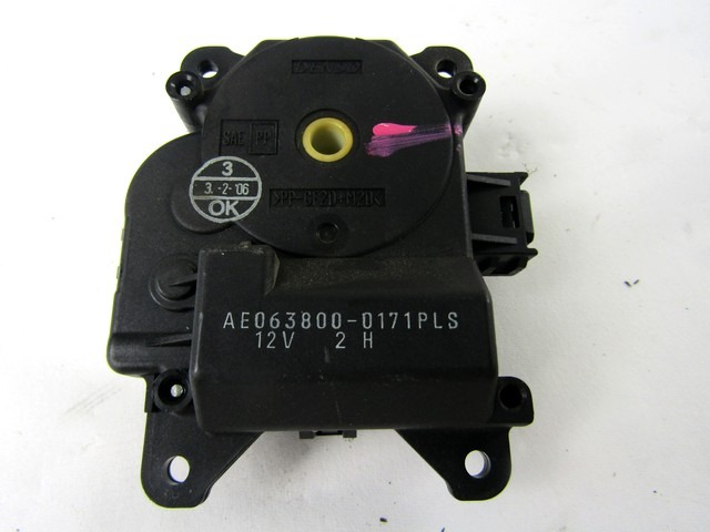 SET SMALL PARTS F AIR COND.ADJUST.LEVER OEM N. AE063800-0171 ORIGINAL PART ESED TOYOTA YARIS (01/2006 - 2009) BENZINA 13  YEAR OF CONSTRUCTION 2006