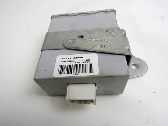 CONTROL CENTRAL LOCKING OEM N. 89741-02090 ORIGINAL PART ESED TOYOTA COROLLA E120/E130 (2000 - 2006) DIESEL 20  YEAR OF CONSTRUCTION 2006