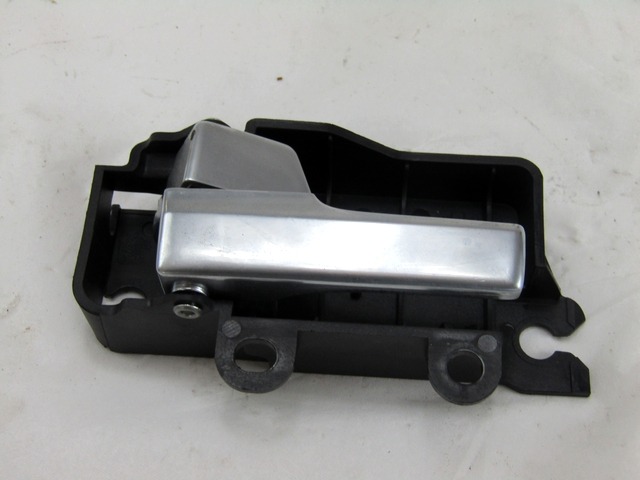 DOOR HANDLE INSIDE OEM N. 3M51-R22601 ORIGINAL PART ESED FORD FOCUS BER/SW (2008 - 2011) DIESEL 16  YEAR OF CONSTRUCTION 2010