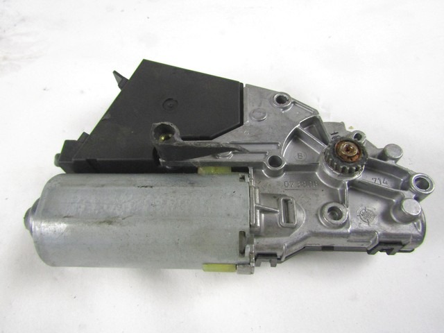 SUNROOF MOTOR . OEM N. 8D0959591C ORIGINAL PART ESED PORSCHE CAYENNE (2003 -2008) BENZINA 45  YEAR OF CONSTRUCTION 2004