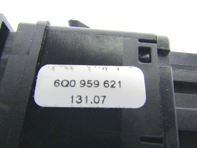 VARIOUS SWITCHES OEM N. 6Q0959621 ORIGINAL PART ESED VOLKSWAGEN POLO (2005 - 10/2009) DIESEL 14  YEAR OF CONSTRUCTION 2007
