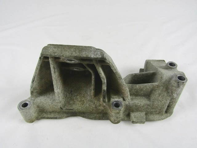 ENGINE SUPPORT OEM N. 50037660 ORIGINAL PART ESED IVECO DAILY MK3 (1999 - 2006)DIESEL 23  YEAR OF CONSTRUCTION 2004