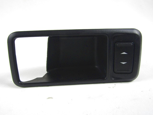 PUSH-BUTTON PANEL FRONT RIGHT OEM N. 3M51-226A36-AEW ORIGINAL PART ESED FORD CMAX MK1 RESTYLING (04/2007 - 2010) DIESEL 16  YEAR OF CONSTRUCTION 2008