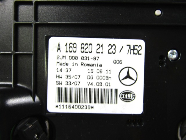 NTEROR READING LIGHT FRONT / REAR OEM N. A1698202123 ORIGINAL PART ESED MERCEDES CLASSE A W169 5P C169 3P RESTYLING (05/2008 - 2012) BENZINA 17  YEAR OF CONSTRUCTION 2011