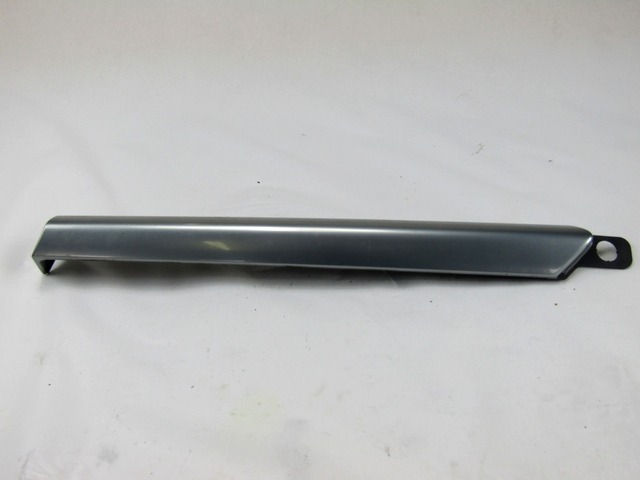 INTERIOR MOULDINGS HIGH-POLISHED OEM N. 13116934 ORIGINAL PART ESED OPEL ASTRA H RESTYLING L48 L08 L35 L67 5P/3P/SW (2007 - 2009) DIESEL 17  YEAR OF CONSTRUCTION 2008
