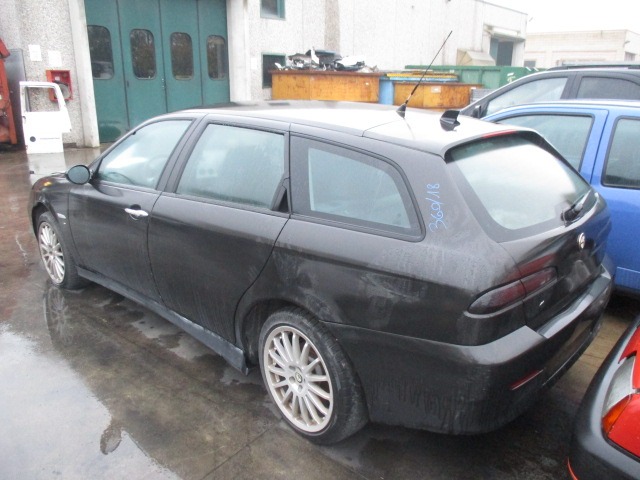 OEM N.  SPARE PART USED CAR ALFA ROMEO 156 932 RESTYLING BER/SW (2003 - 2007)  DISPLACEMENT DIESEL 1,9 YEAR OF CONSTRUCTION 2005