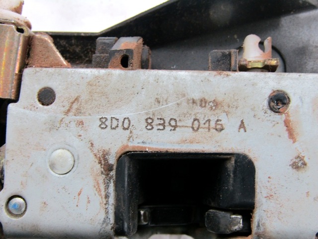 CENTRAL REAR RIGHT DOOR LOCKING OEM N. 8D0839016A ORIGINAL PART ESED AUDI A4 B5 BER/SW (1994 - 12/2000) DIESEL 19  YEAR OF CONSTRUCTION 2000
