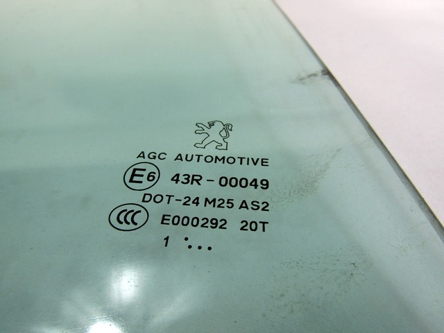 DOOR WINDOW, TINTED GLASS, REAR RIGHT OEM N. 9204Q7 ORIGINAL PART ESED PEUGEOT 308 MK1 T7 4A 4C BER/SW/CC (2007 - 2013) DIESEL 16  YEAR OF CONSTRUCTION 2012